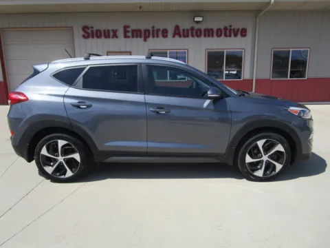 Photos of 2016 HYUNDAI Tucson Sport for sale in Tea, SD at Sioux Empire Automotive