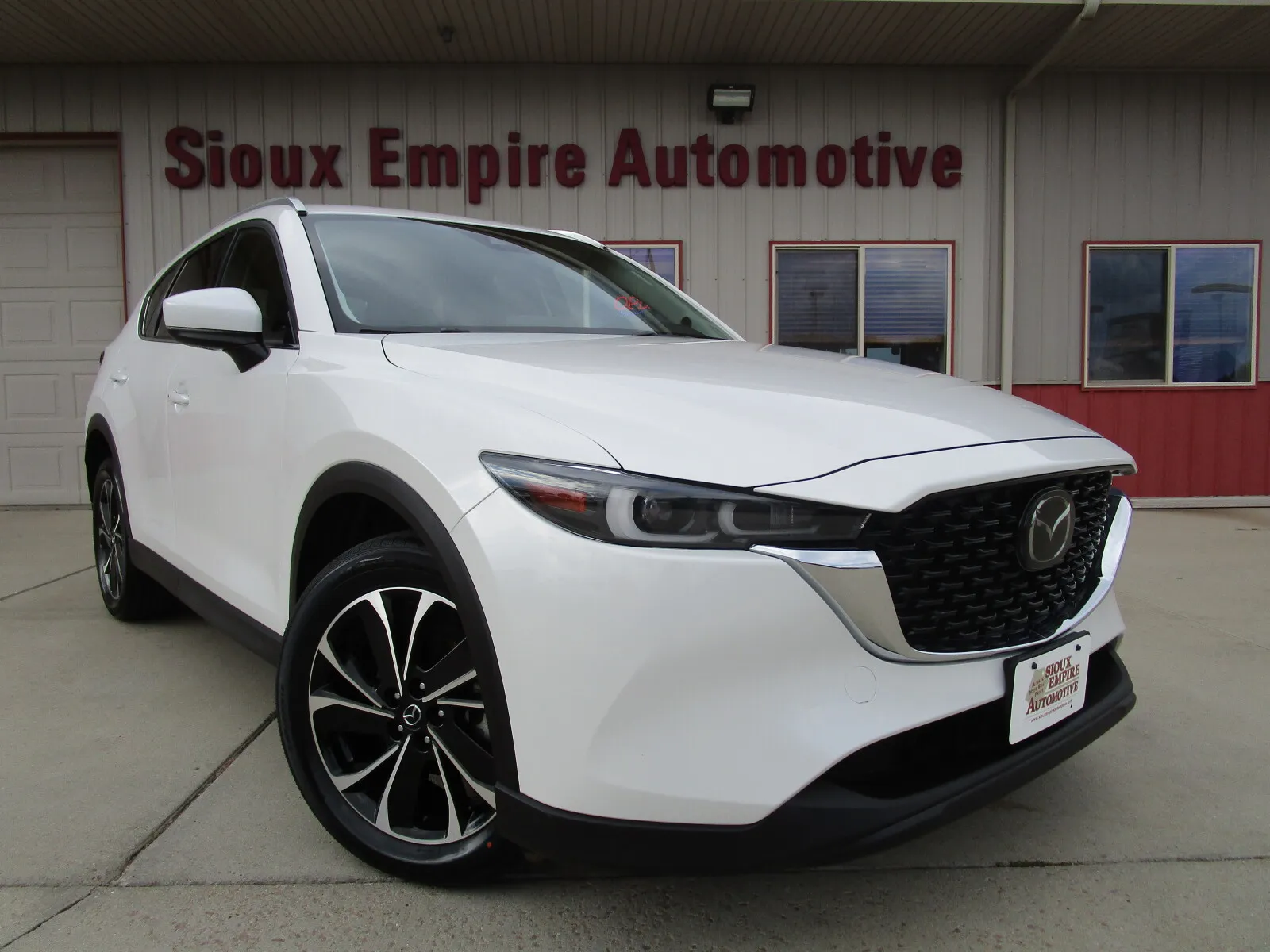 White 2023 MAZDA CX-5 S Premium for sale in Tea, SD