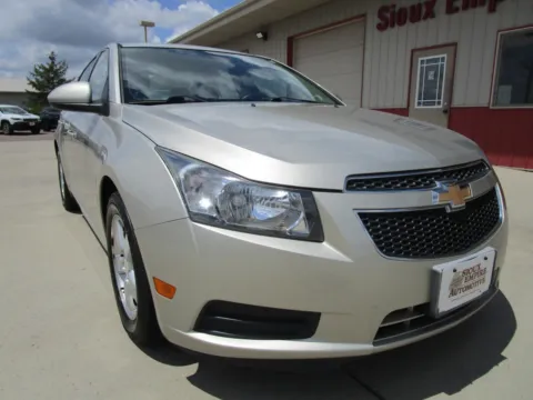 Another view of 2013 CHEVROLET Cruze LT for sale in Tea, SD at Sioux Empire Automotive