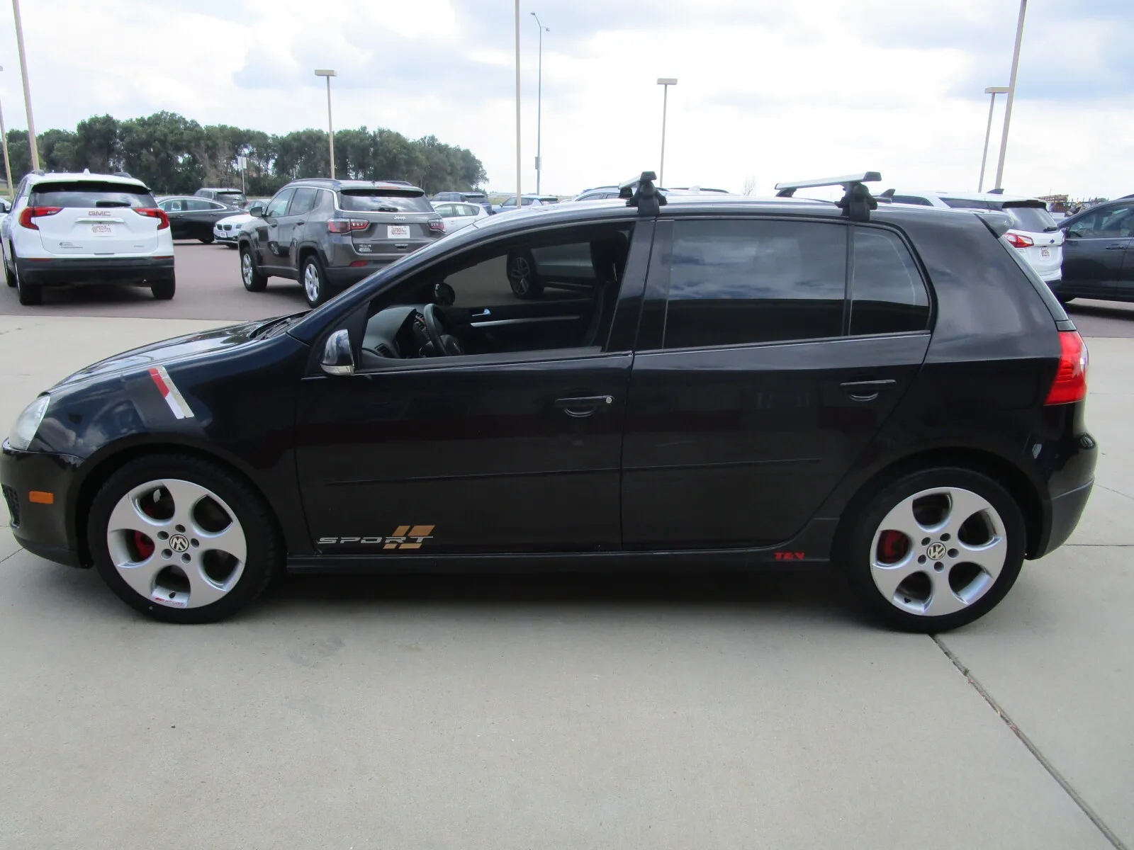 Volkswagen GTI photo 6