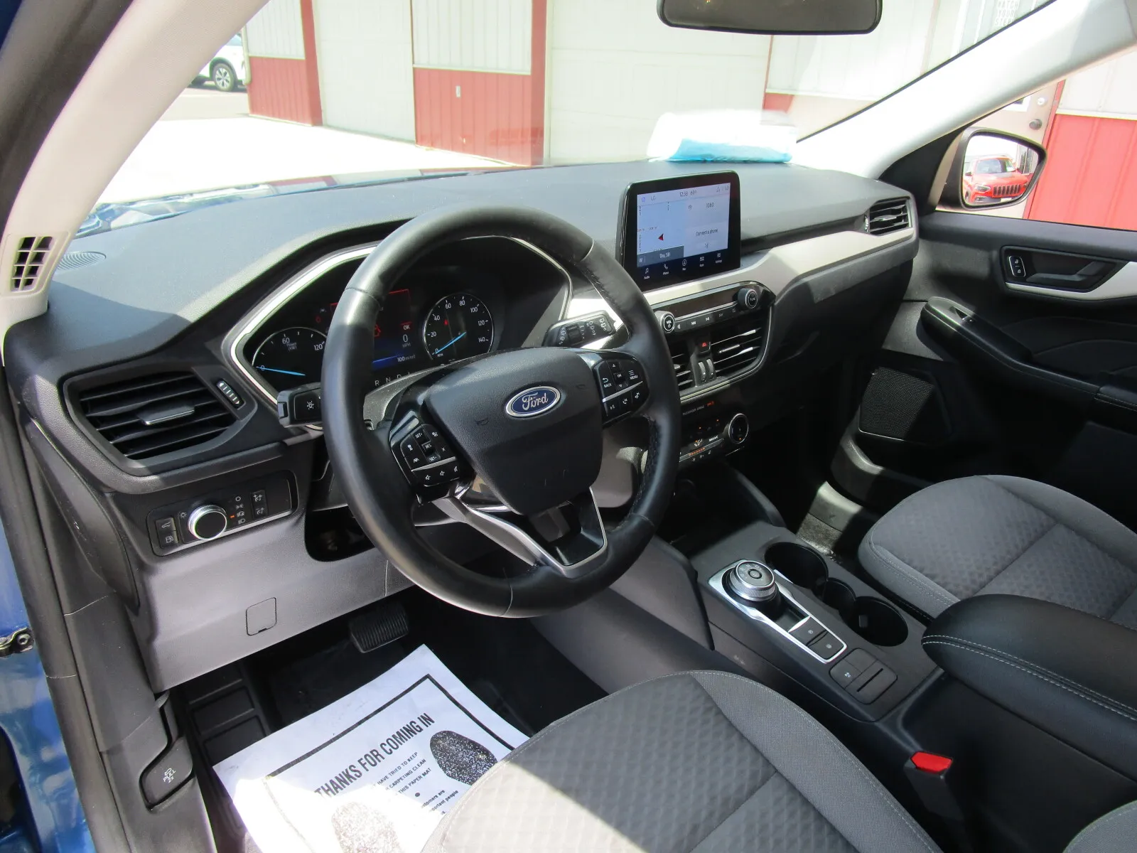 Ford Escape photo 10