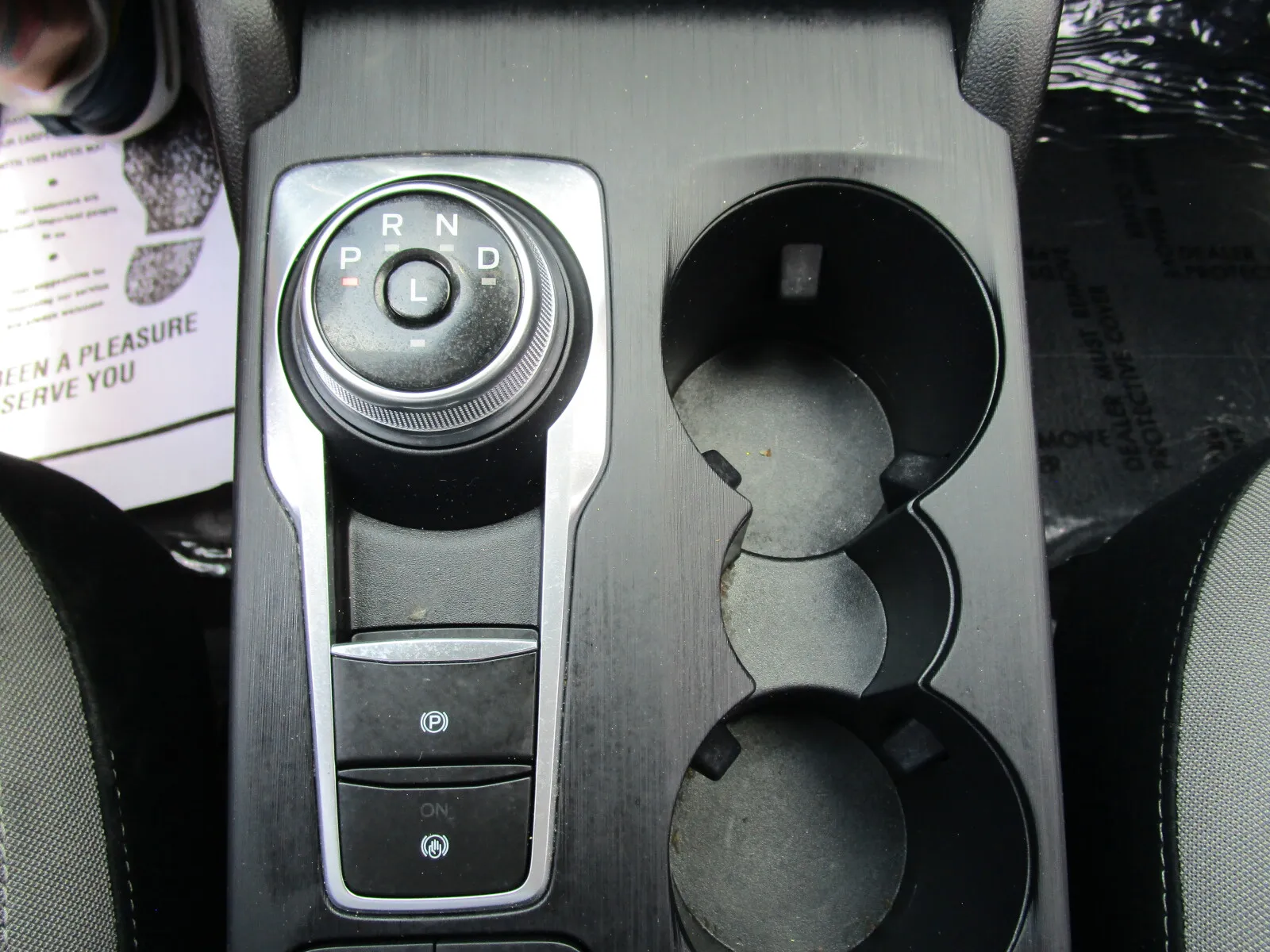 Ford Escape photo 31