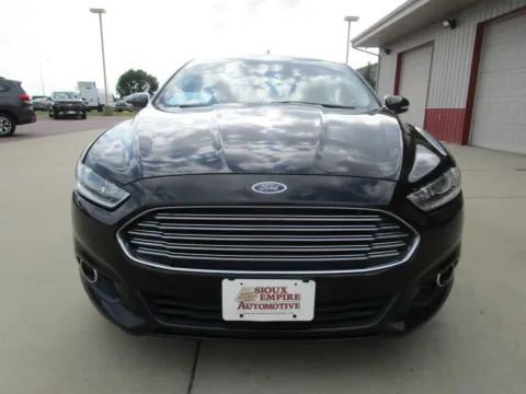 More photos of 2013 FORD Fusion SE at Sioux Empire Automotive, SD