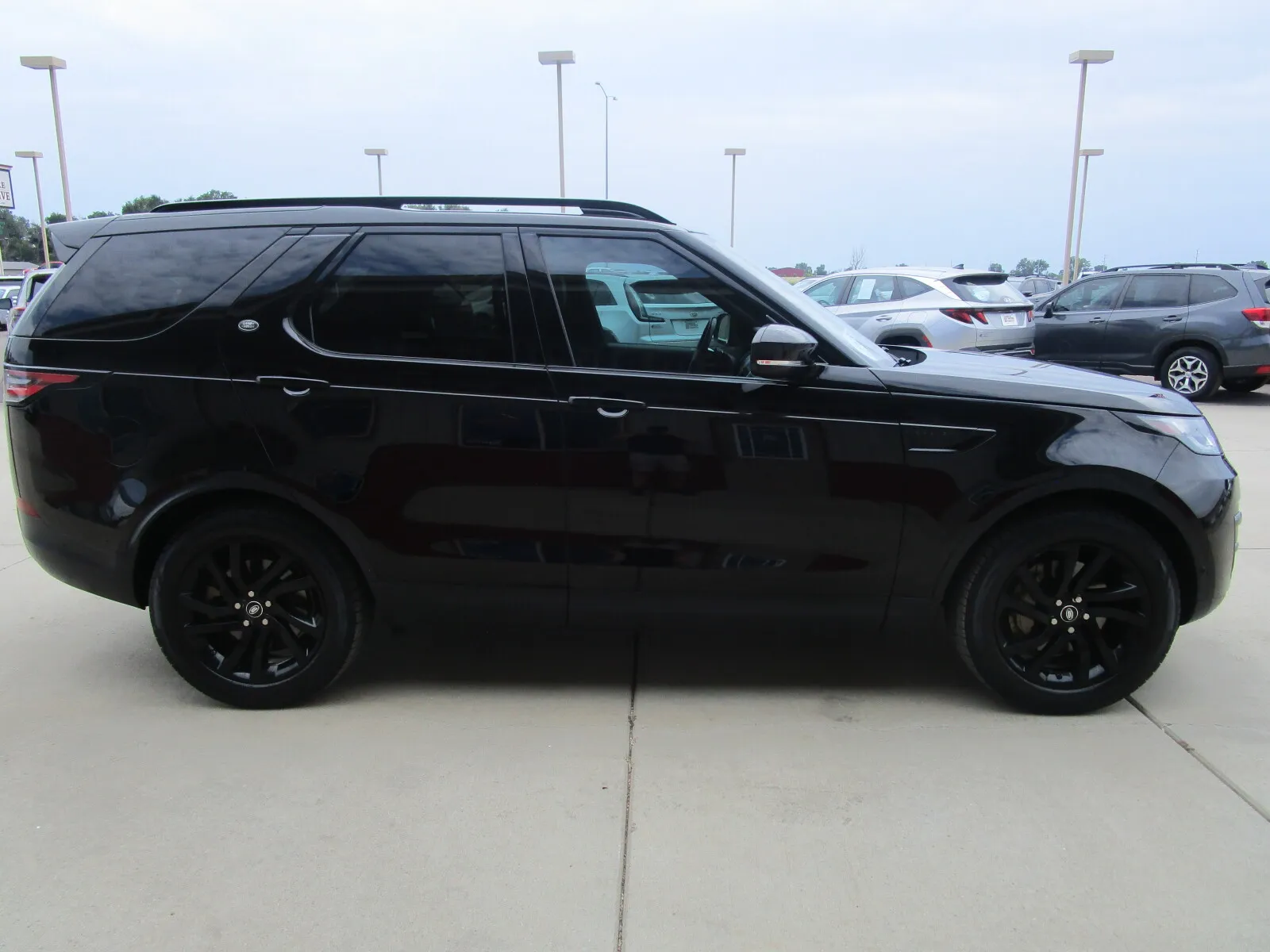 Land Rover Discovery photo 5