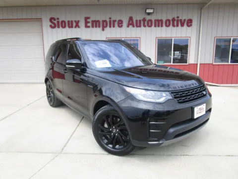 Black 2019 LAND ROVER Discovery HSE for sale in Tea, SD