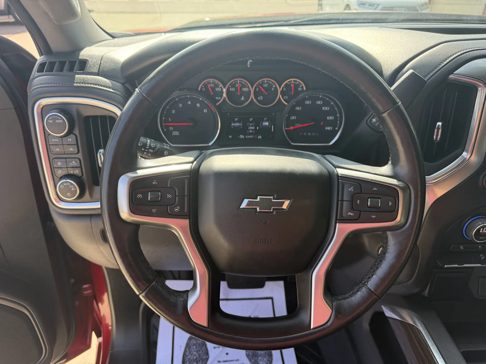 Chevrolet Silverado photo 13