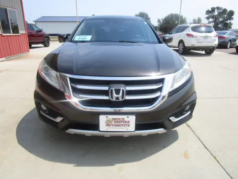 Photos of 2014 HONDA Crosstour EX-L for sale in Tea, SD at Sioux Empire Automotive