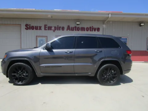 Photos of 2019 JEEP Grand Cherokee Laredo for sale in Tea, SD at Sioux Empire Automotive