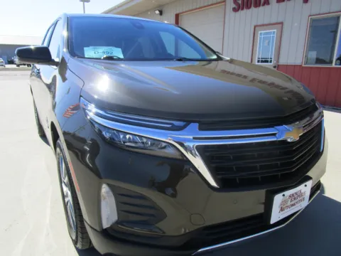 Another view of 2023 CHEVROLET Equinox LT for sale in Tea, SD at Sioux Empire Automotive