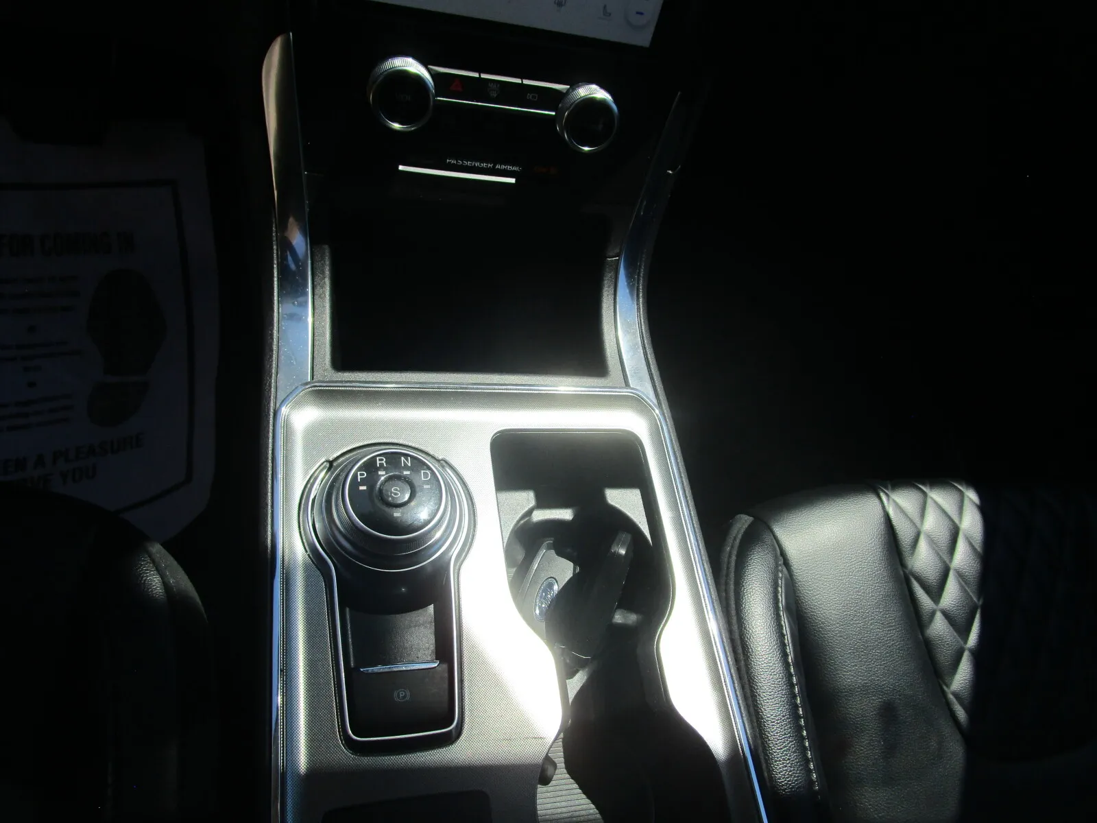 Ford Edge photo 18