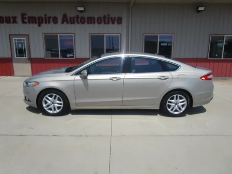 More photos of 2015 FORD Fusion SE at Sioux Empire Automotive, SD