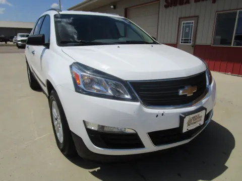 Another view of 2017 CHEVROLET Traverse LS for sale in Tea, SD at Sioux Empire Automotive