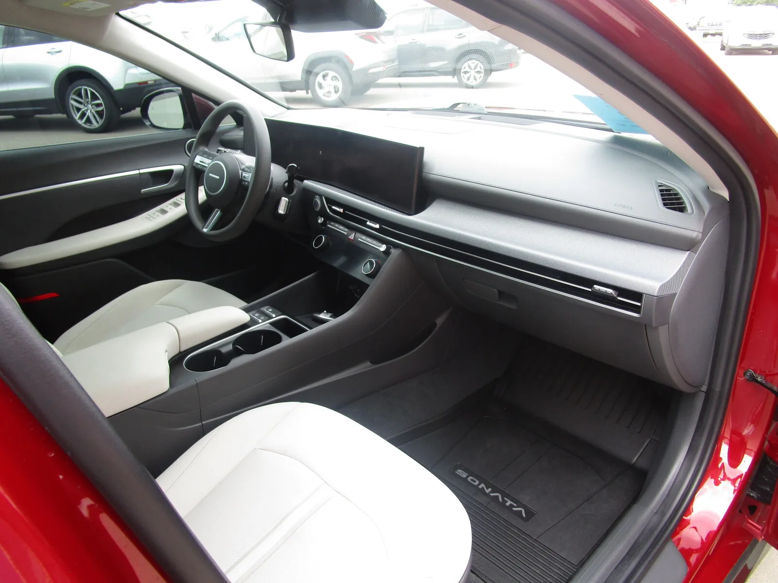 Hyundai Sonata photo 13