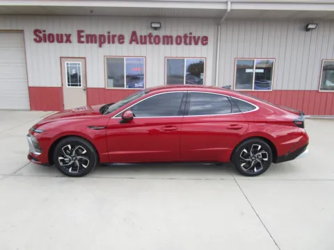 More photos of 2024 HYUNDAI SONATA SEL at Sioux Empire Automotive, SD