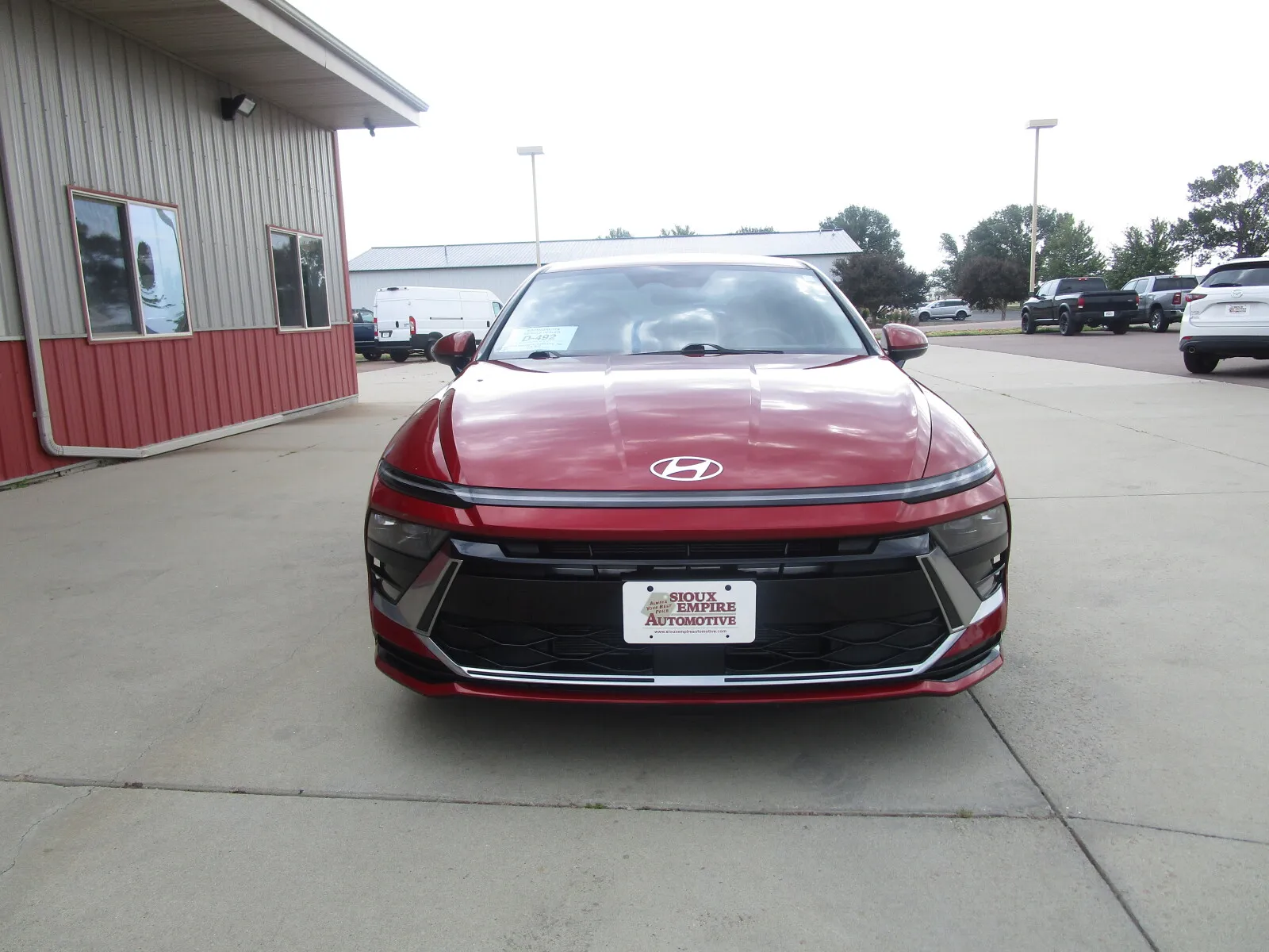 Hyundai Sonata photo 2
