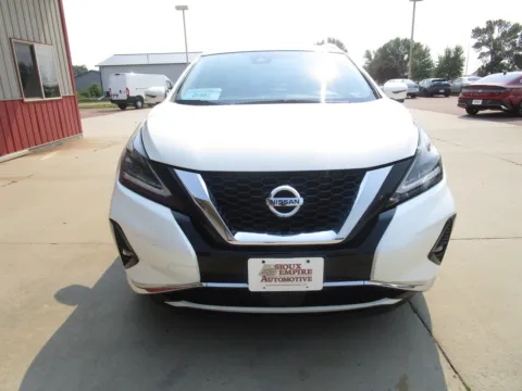 Photos of 2019 NISSAN/DATSUN Murano Platinum for sale in Tea, SD at Sioux Empire Automotive