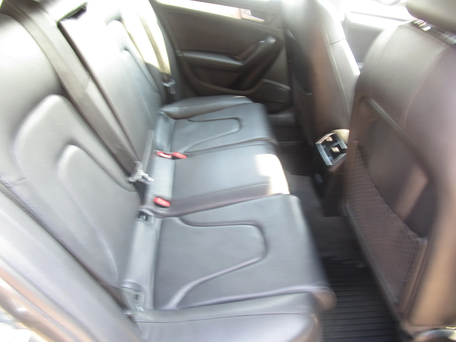 Audi A4 allroad photo 17