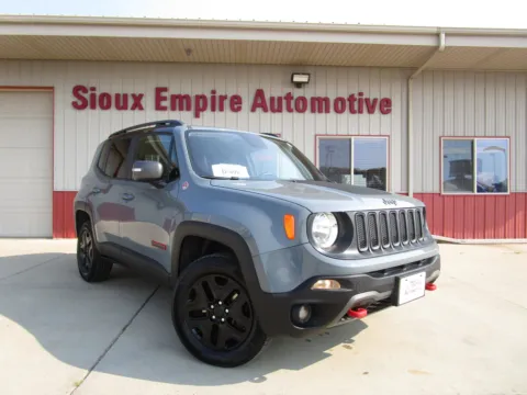 Gray 2018 JEEP RENEGADE Trailhawk for sale in Tea, SD