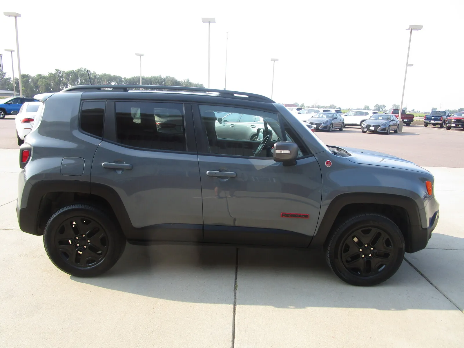 Jeep Renegade photo 6