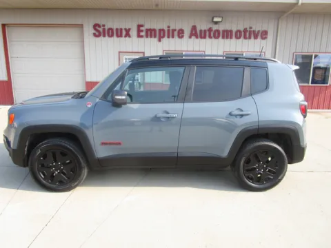Photos of 2018 JEEP RENEGADE Trailhawk for sale in Tea, SD at Sioux Empire Automotive
