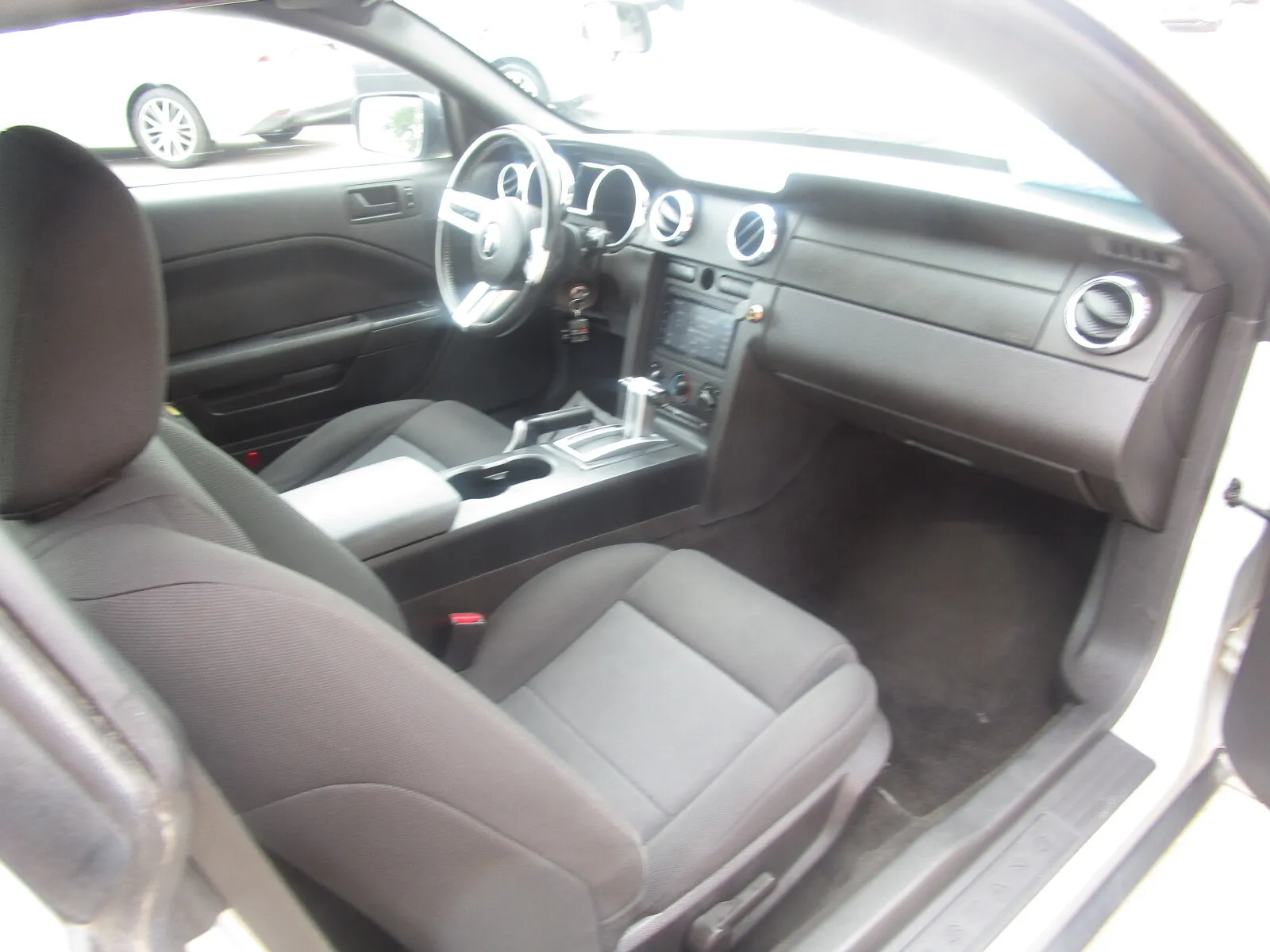 Ford Mustang photo 15