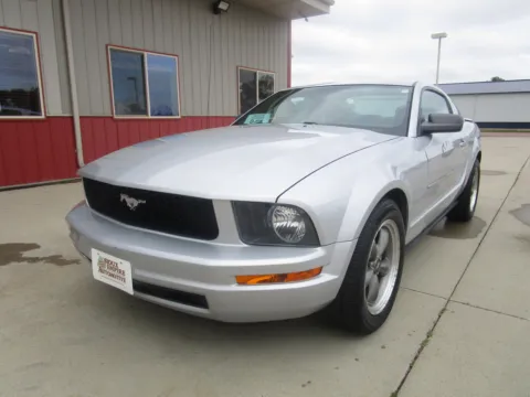Another view of 2007 FORD Mustang for sale in Tea, SD at Sioux Empire Automotive