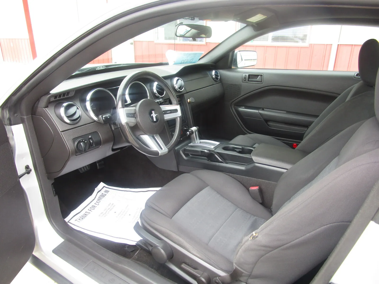 Ford Mustang photo 10