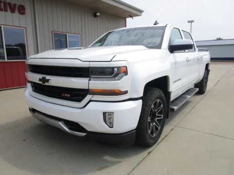 Another view of 2018 CHEVROLET Silverado 1500 LT for sale in Tea, SD at Sioux Empire Automotive