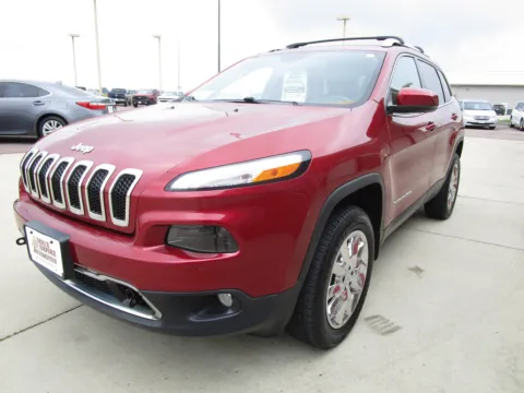 More photos of 2016 JEEP CHEROKEE Limited at Sioux Empire Automotive, SD