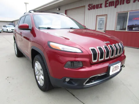 Another view of 2016 JEEP CHEROKEE Limited for sale in Tea, SD at Sioux Empire Automotive
