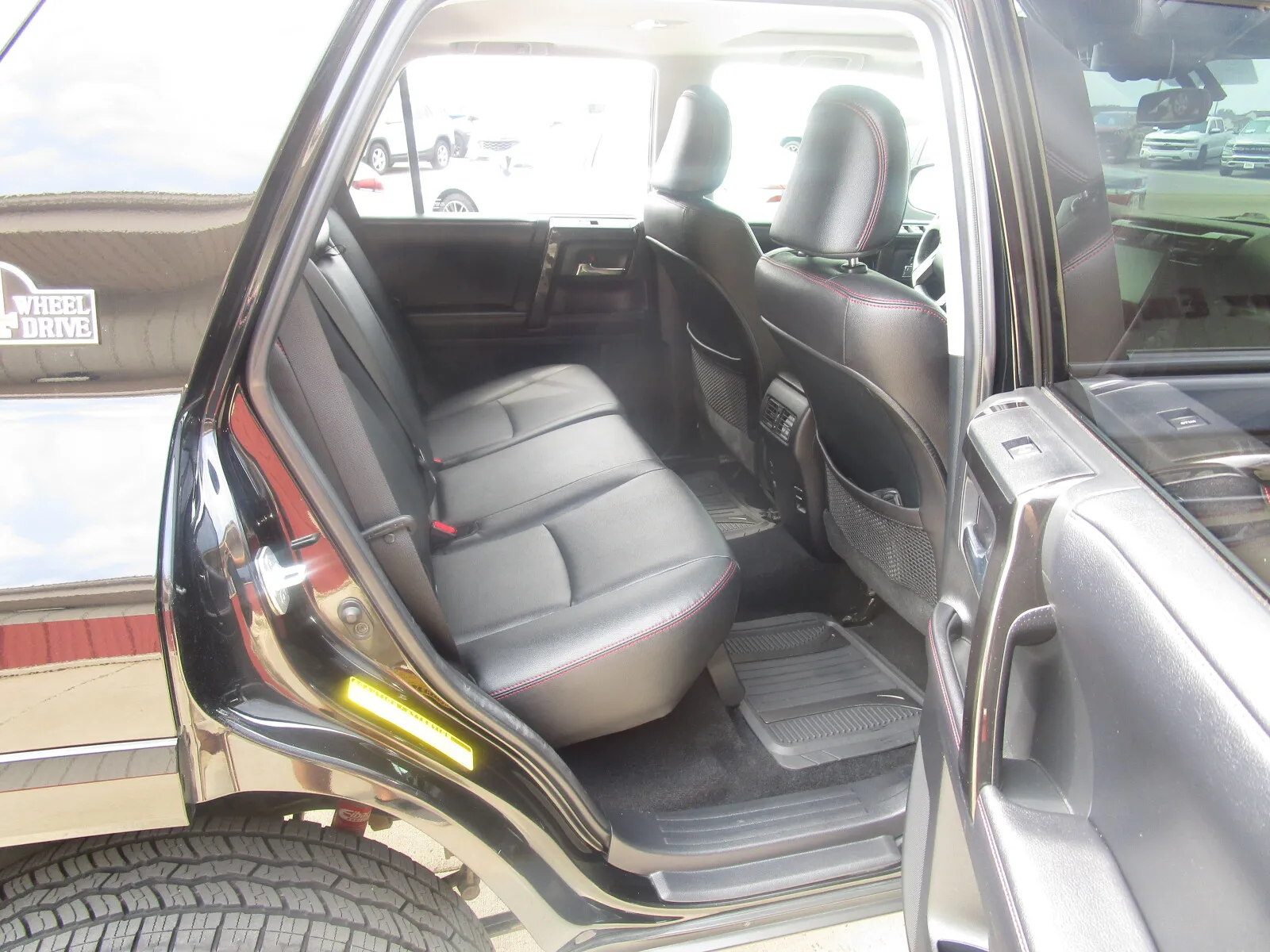 Toyota 4Runner photo 17