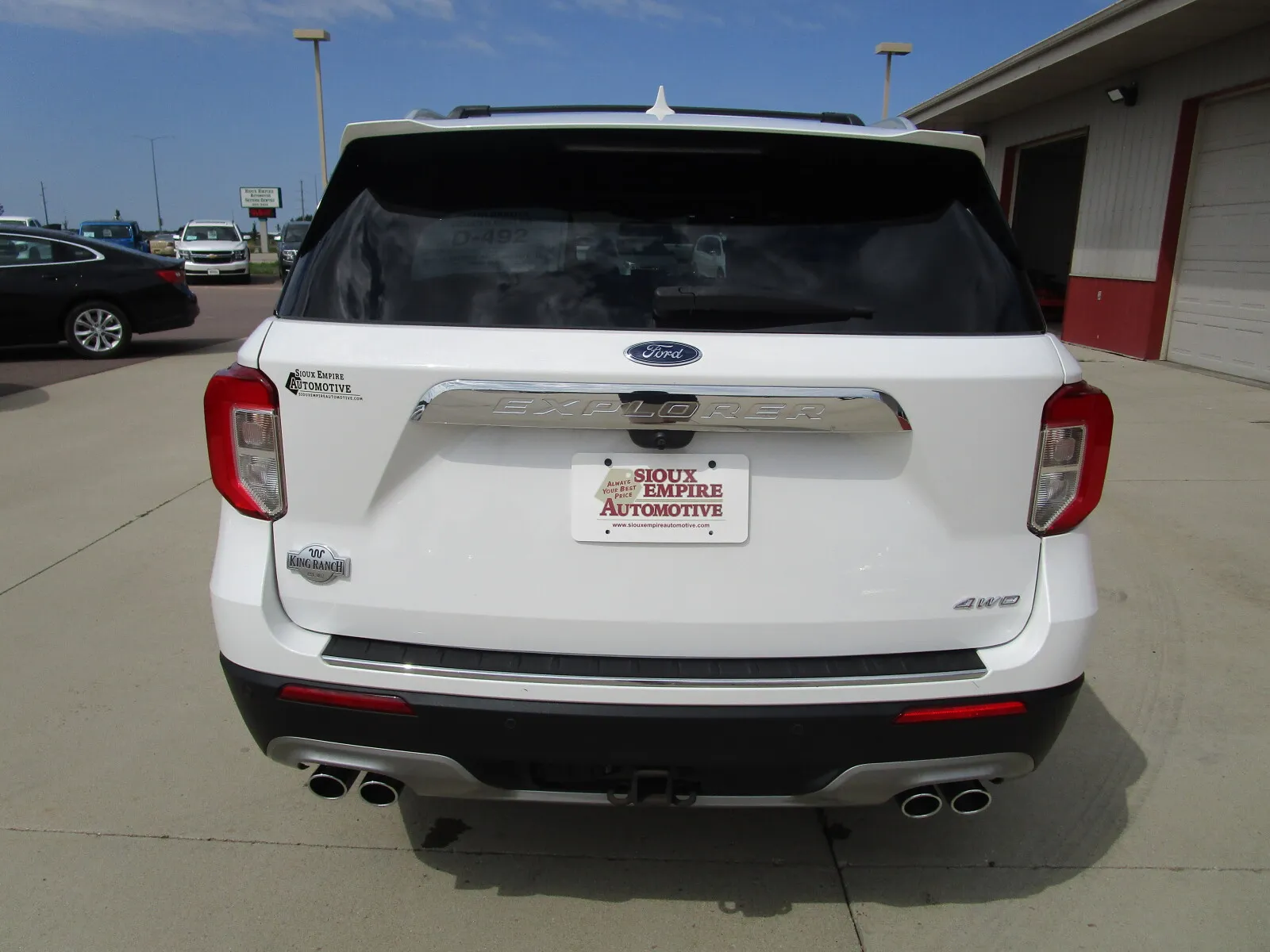 Ford Explorer photo 6