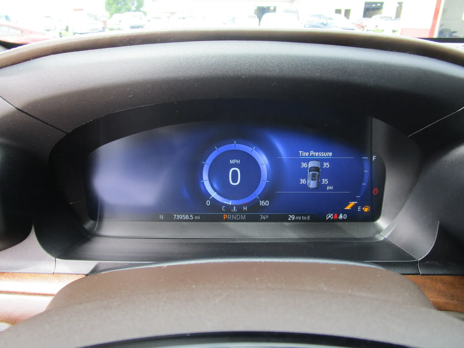 Ford Explorer photo 12