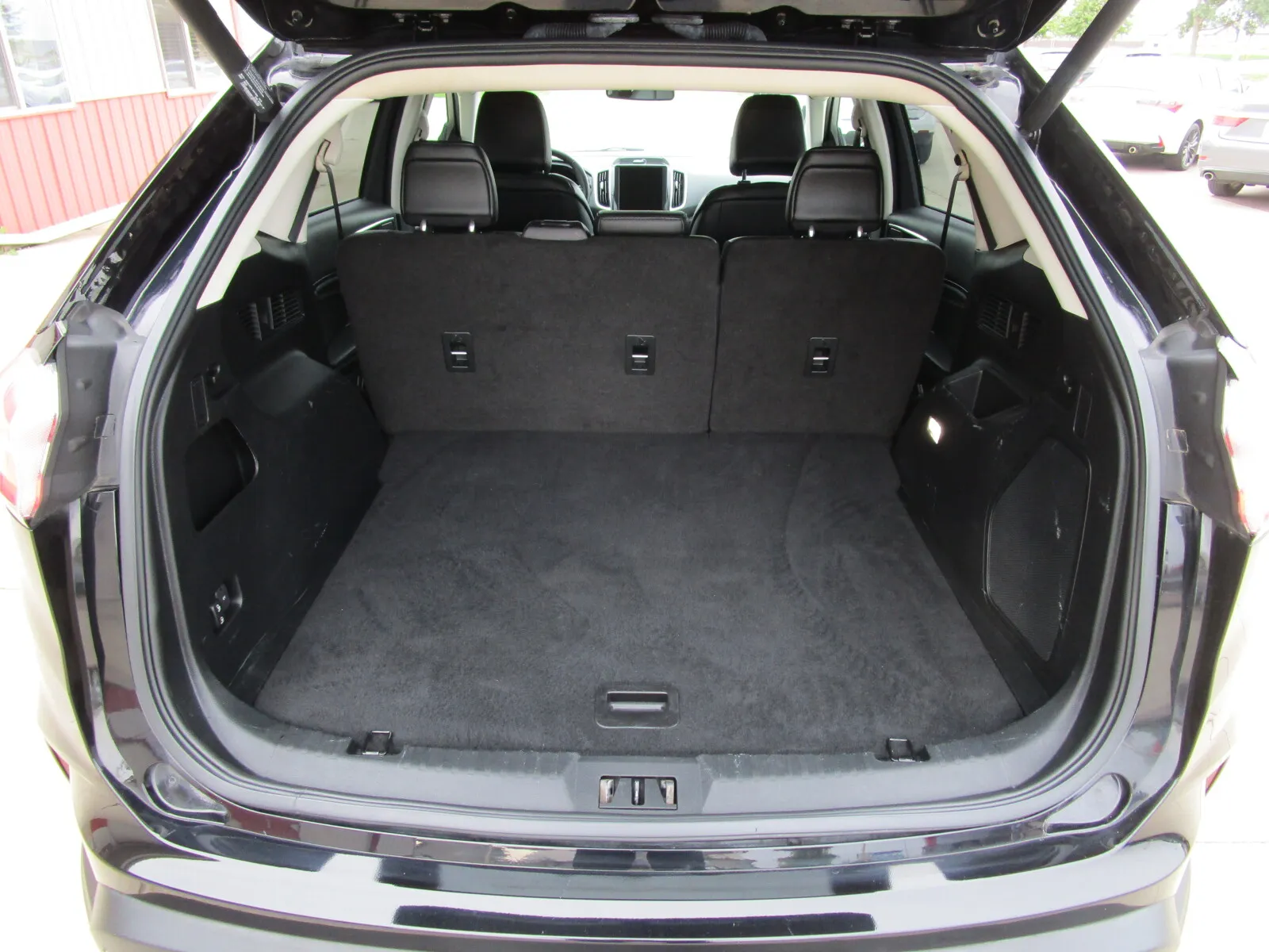 Ford Edge photo 17