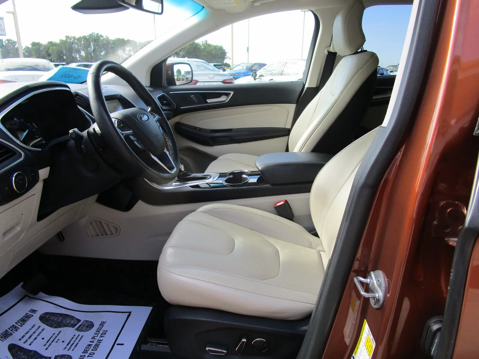 Ford Edge photo 11