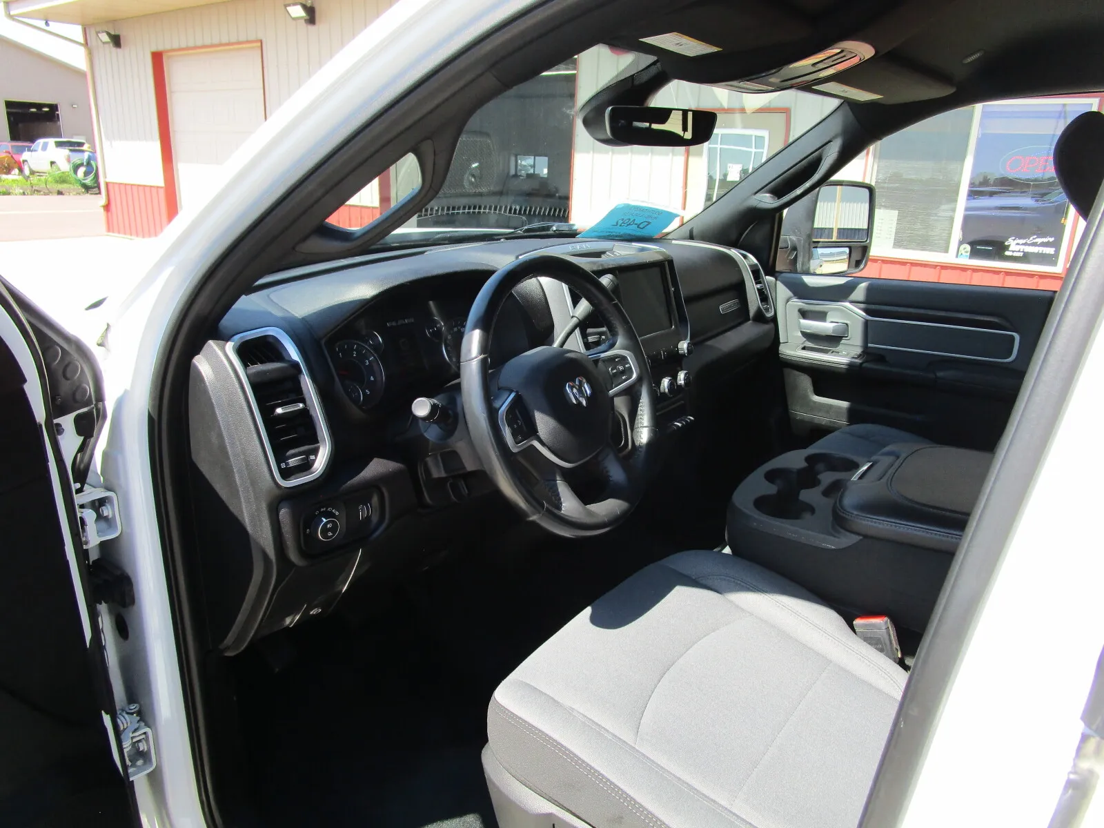 Ram 2500 photo 13