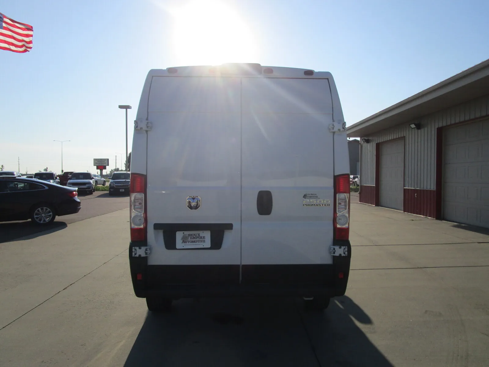 Dodge Commercial ProMaster photo 8