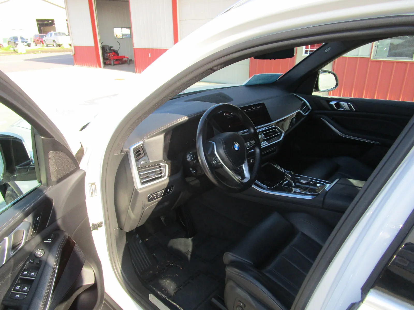 BMW X5 photo 10