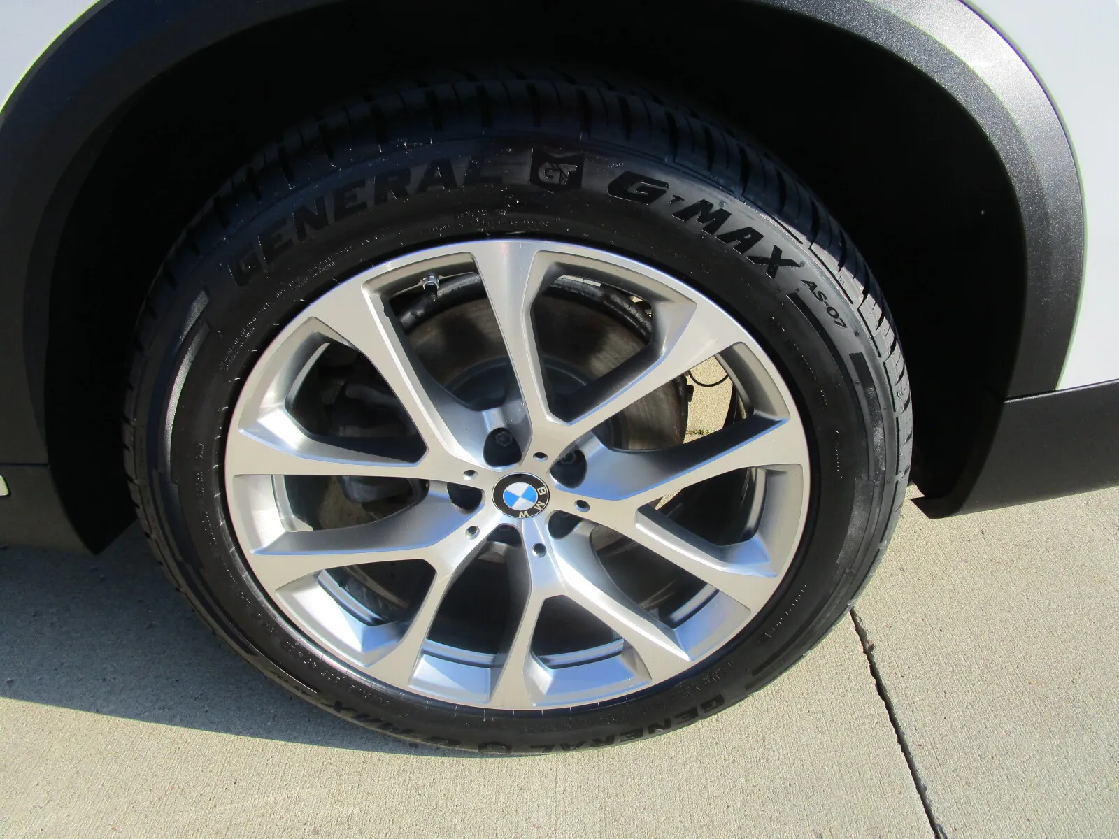 BMW X5 photo 29