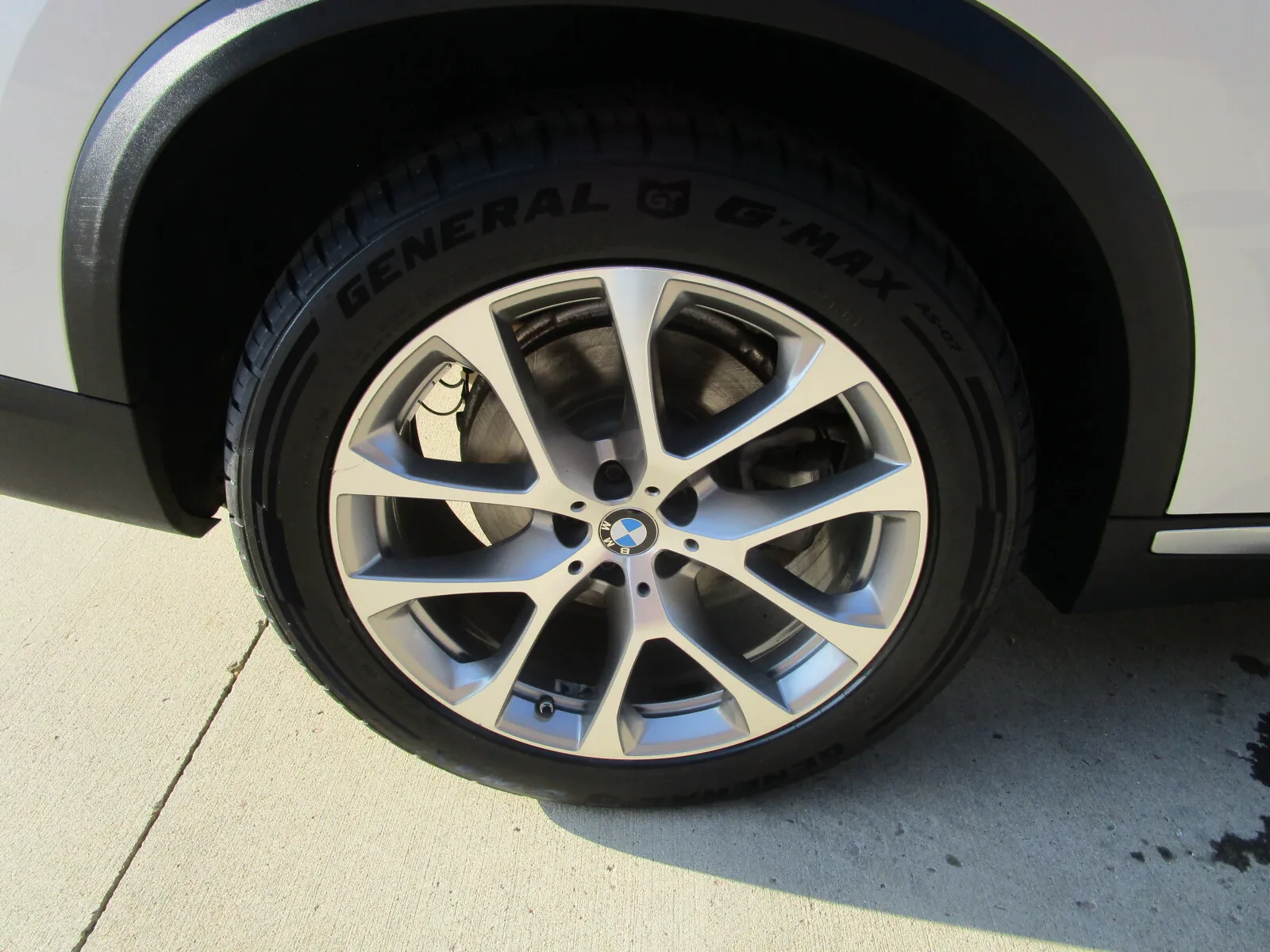 BMW X5 photo 28