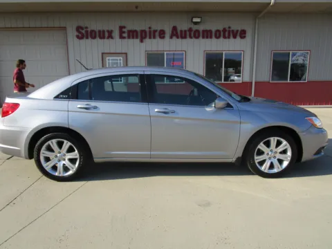 Photos of 2013 CHRYSLER 200 Touring for sale in Tea, SD at Sioux Empire Automotive