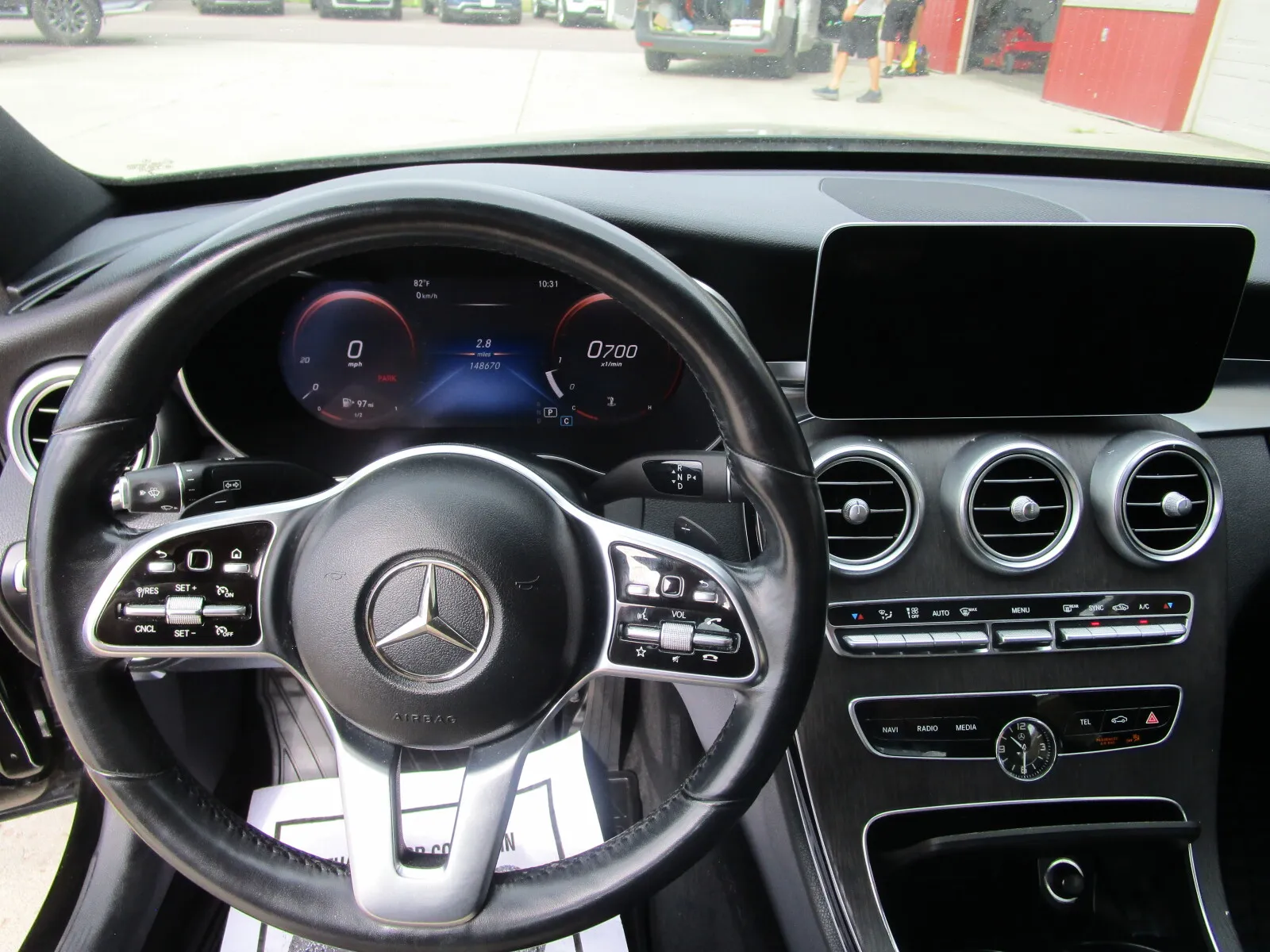 Mercedes-Benz C-Class photo 11
