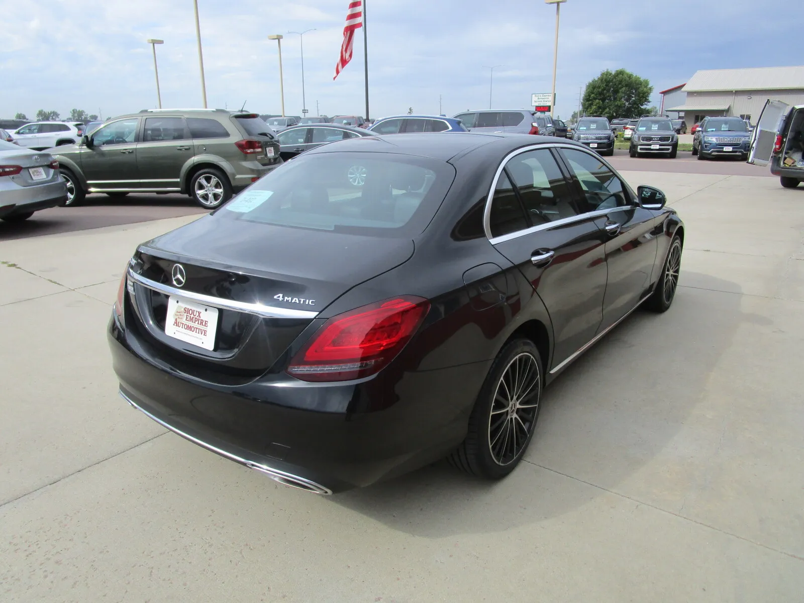 Mercedes-Benz C-Class photo 7