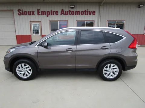 More photos of 2016 HONDA CR-V EX-L at Sioux Empire Automotive, SD