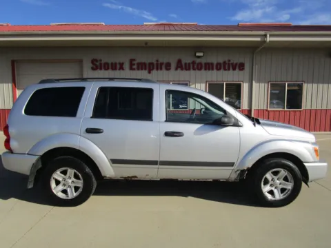 Photos of 2006 DODGE Durango SLT for sale in Tea, SD at Sioux Empire Automotive