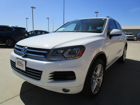More photos of 2014 VOLKSWAGEN Touareg Sport at Sioux Empire Automotive, SD