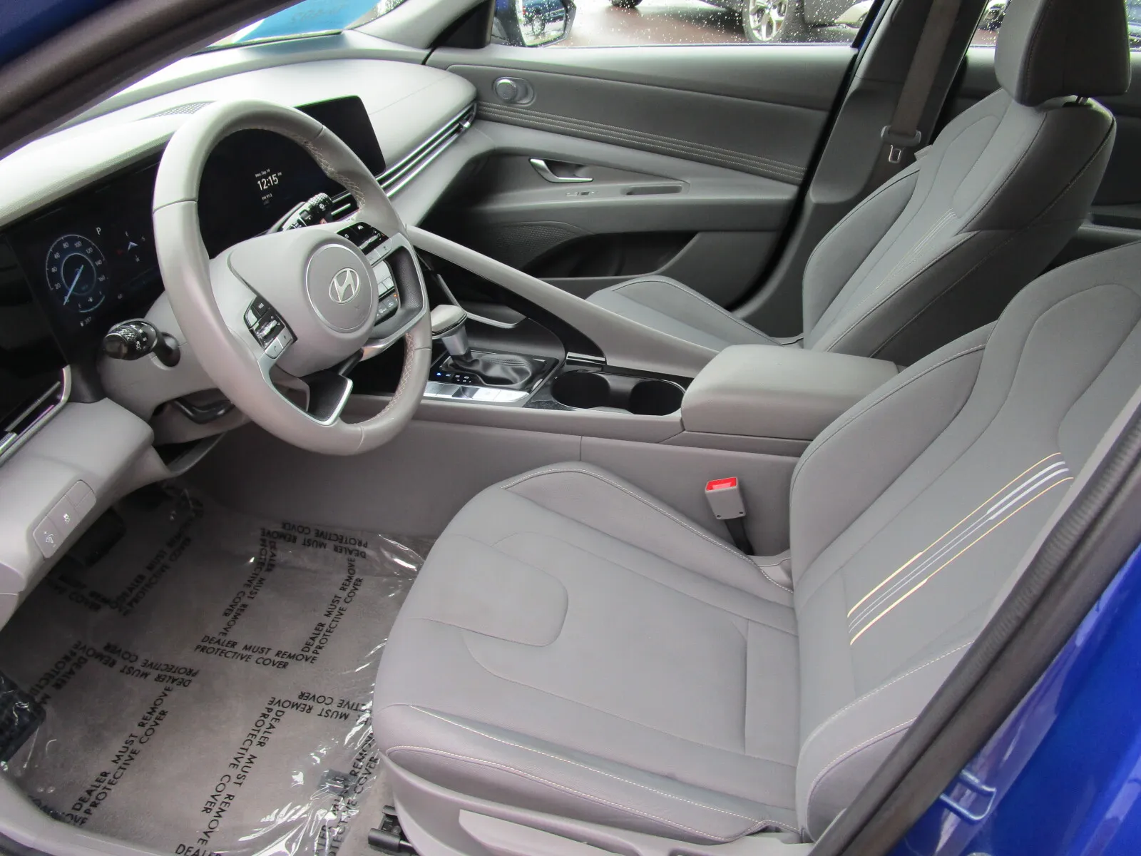 Hyundai Elantra photo 16
