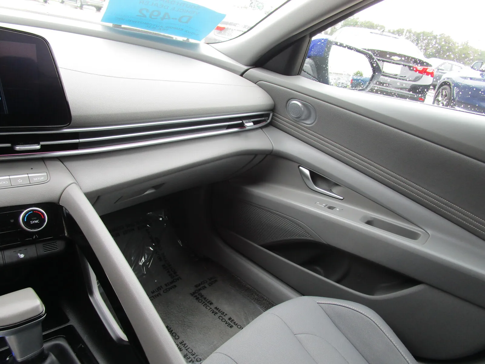 Hyundai Elantra photo 13