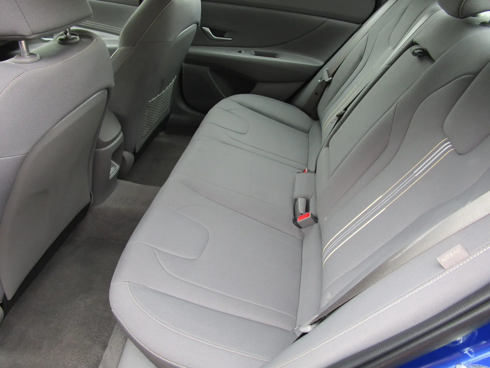 Hyundai Elantra photo 17