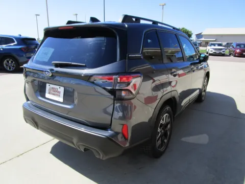 More photos of 2025 SUBARU Forester Premium at Sioux Empire Automotive, SD